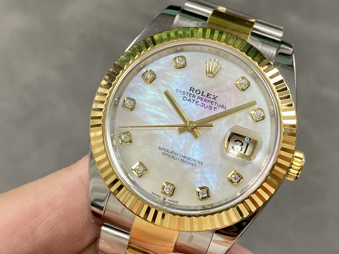 Rolex Datejust 126233 White MOP Diamond Dial 36MM Unisex Replica Watch