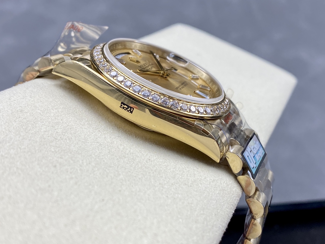 Rolex Day-Date 228348RBR Champagne Diamond Dial Diamond Bezel 40mm Mens Replica Watch
