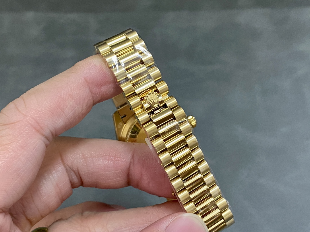 Rolex Datejust 31 Silver VI Daimond Dial 18k Yellow Gold Watch 178248