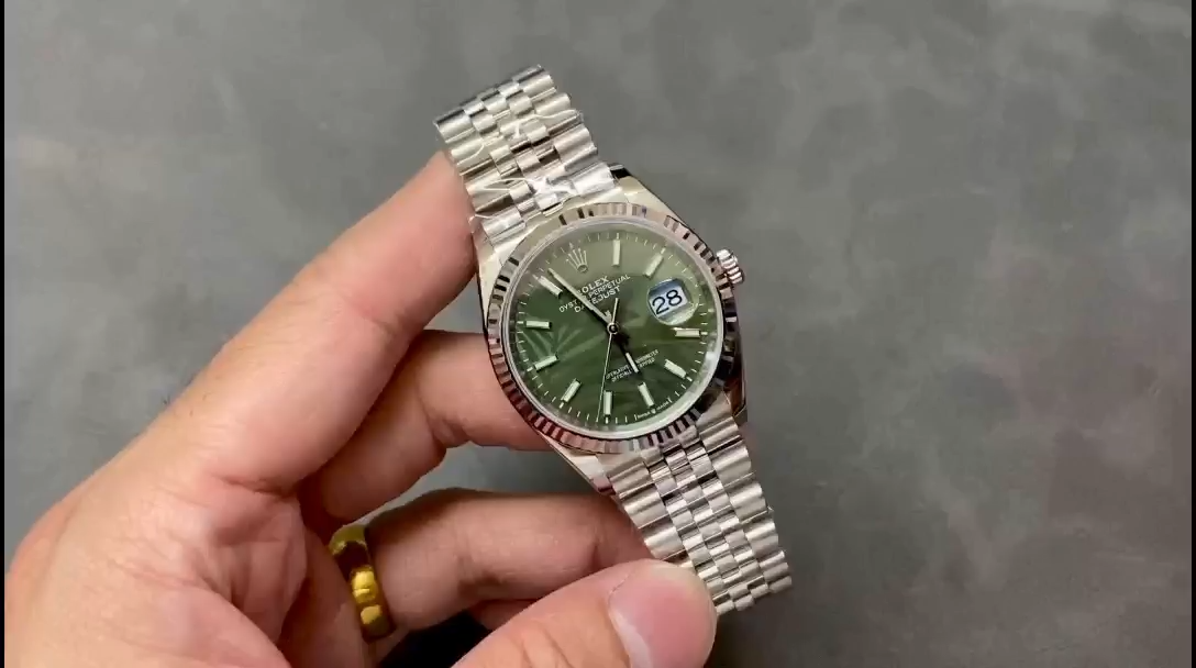 Rolex Datejust 126234 Olive Green Palm Motif Dial 36MM Unisex Replica Watch