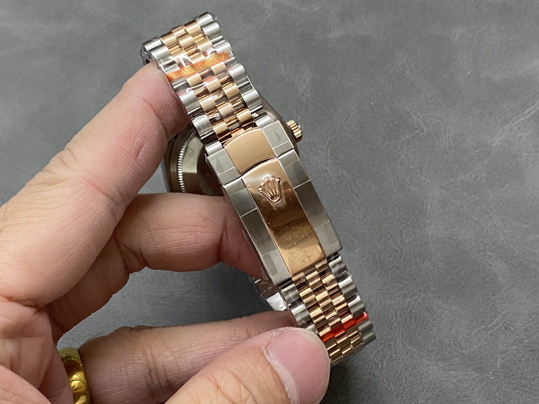 Rolex Datejust 36 18K Everose Gold Fluted Bezel 126231 0041 Unisex Watch