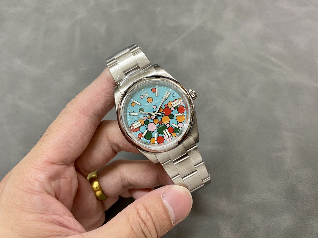 Rolex Oyster Perpetual 41mm Blue Dial Stainless Steel m124300-0008