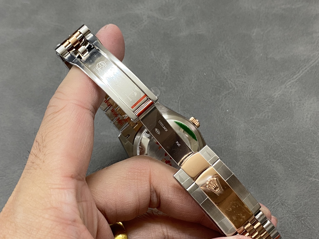 Rolex Datejust 36 18K Everose Gold Fluted Bezel 126231 0041 Unisex Watch