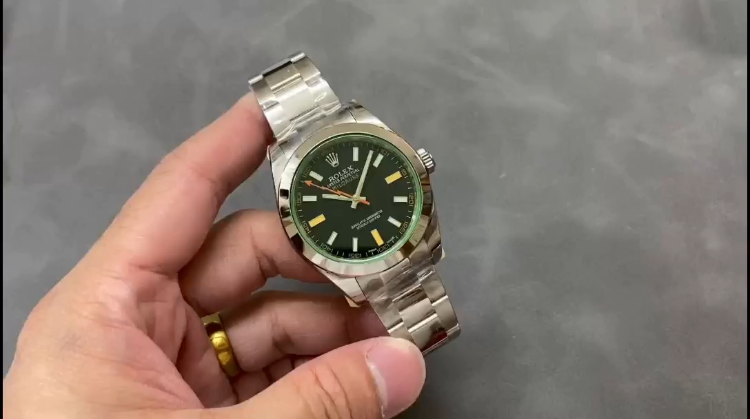 Rolex Milgauss 116400GV Stainless Steel Black Dial 40MM Mens Replica Watch