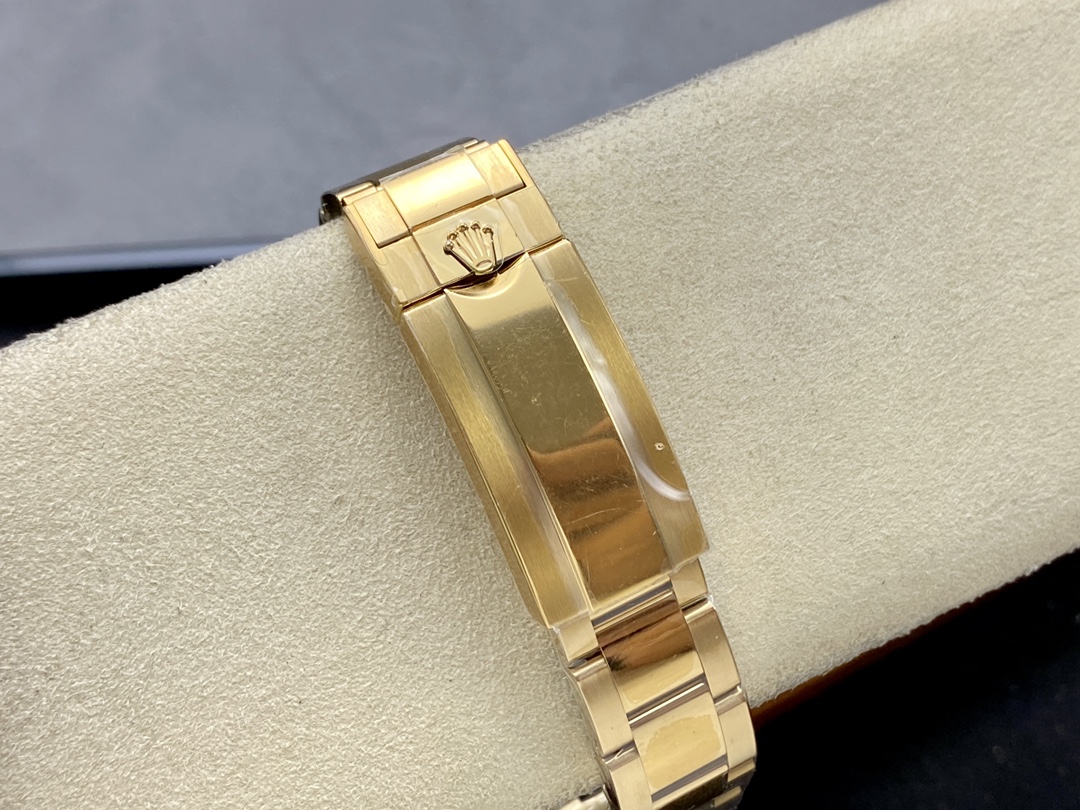 Rolex Submariner 116618 Yellow Gold Blue Dial 40mm Mens Replica Watch