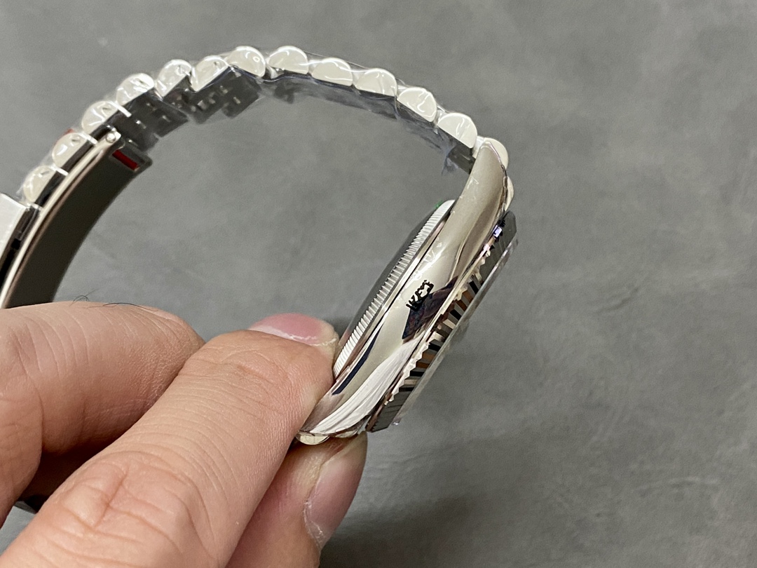 Rolex Datejust 126234 Blue Index Dial Fluted Bezel 36MM Unisex Replica Watch