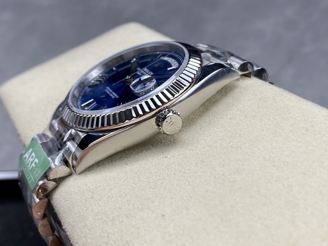 Rolex Day-Date 228239 Blue Roman Dial Fluted Bezel 40mm Mens Replica Watch