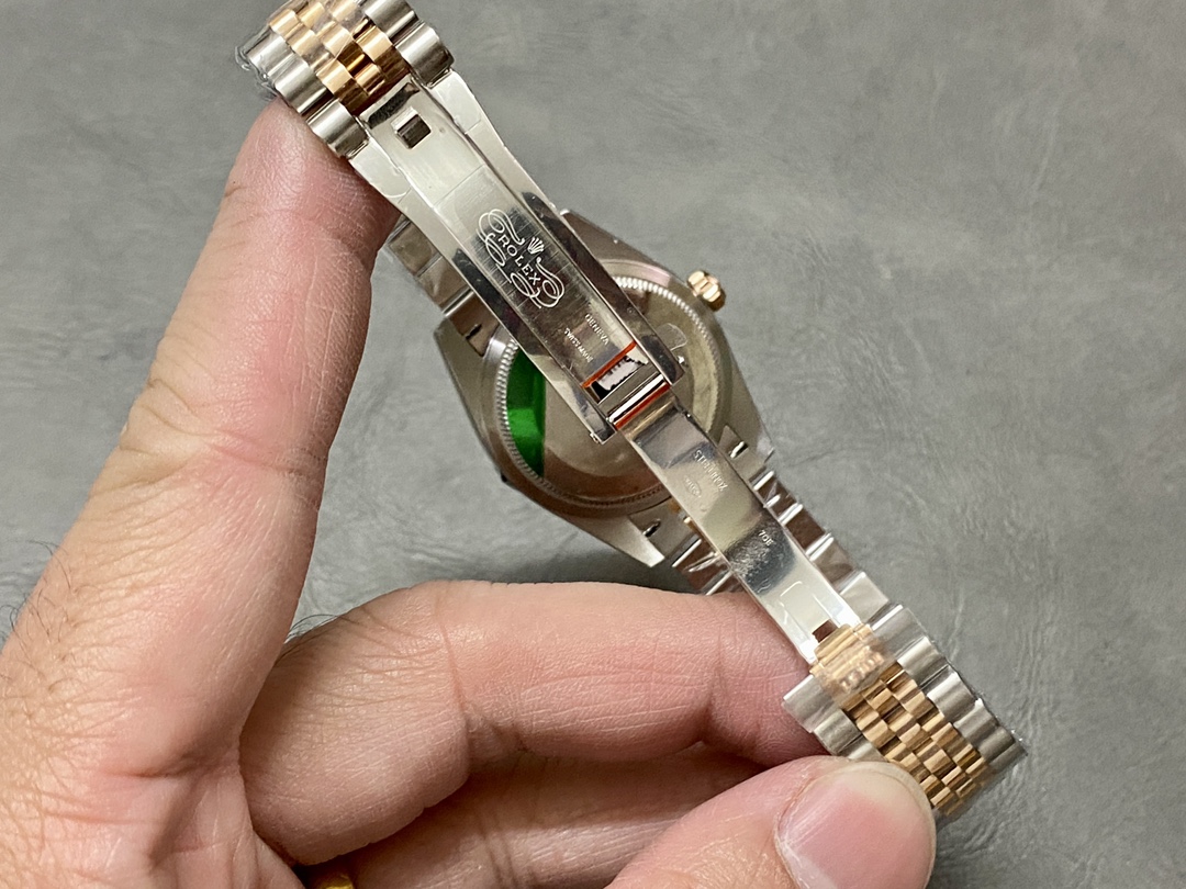 Rolex Datejust 31 Rose Diamond Dial M278271 0024 Women's Watch