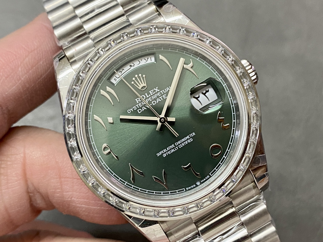 Rolex Day-Date 40 Platinum Arabic Numerals Green with Diamonds 228396tbr