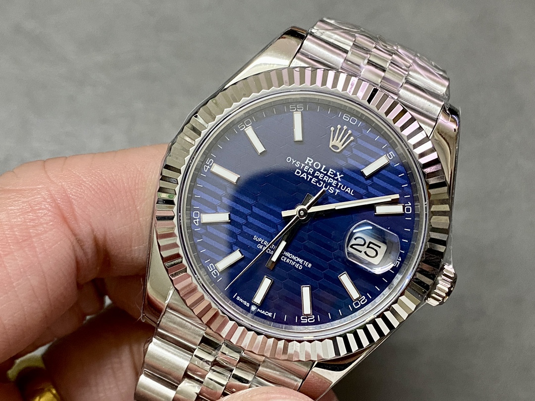 Rolex Datejust 41mm Pre owned Blue Motif Dial Jubilee Bracelet 126334