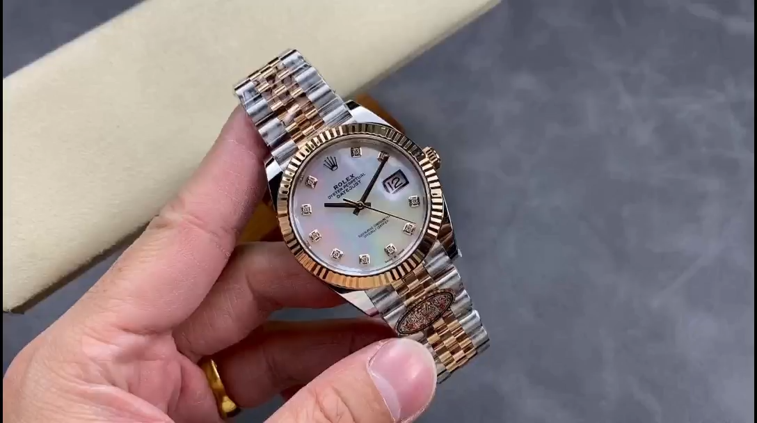 Rolex Datejust 126333 0018 41mm White Mother of Pearl Diamond Dial Men's Watch