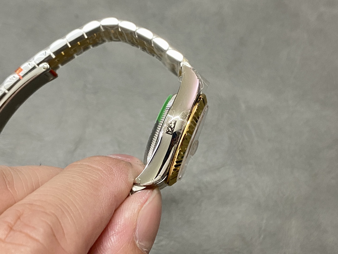 Rolex Datejust 279173 Champagne Index Dial Fluted Bezel 28mm Lady Replica Watch