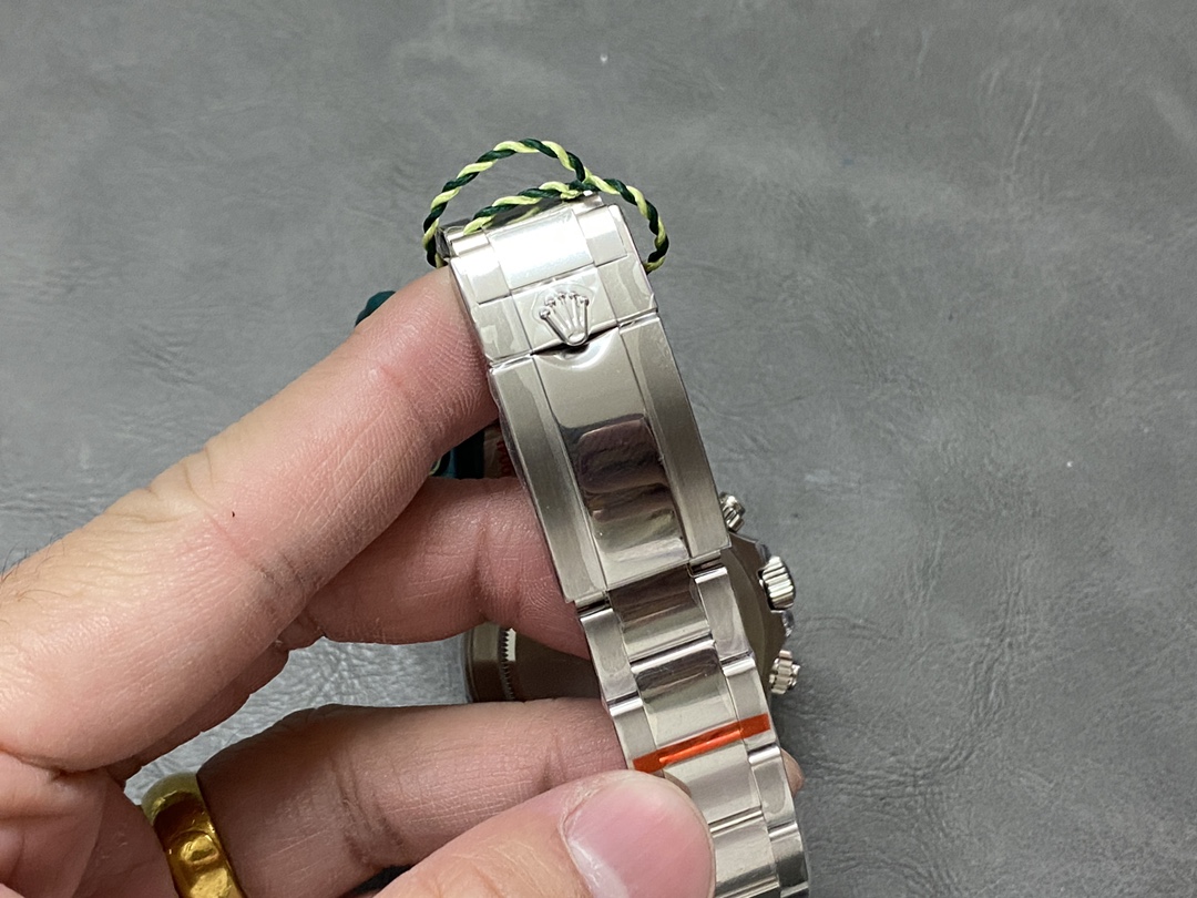 Rolex Daytona Oyster Perpetual Platinum Ice Blue Dial 116576TBR