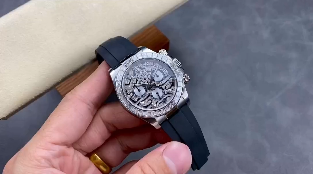 Rolex Daytona 40mm Eye of the Tiger White Gold Diamond Dial Oysterflex 116589TBR