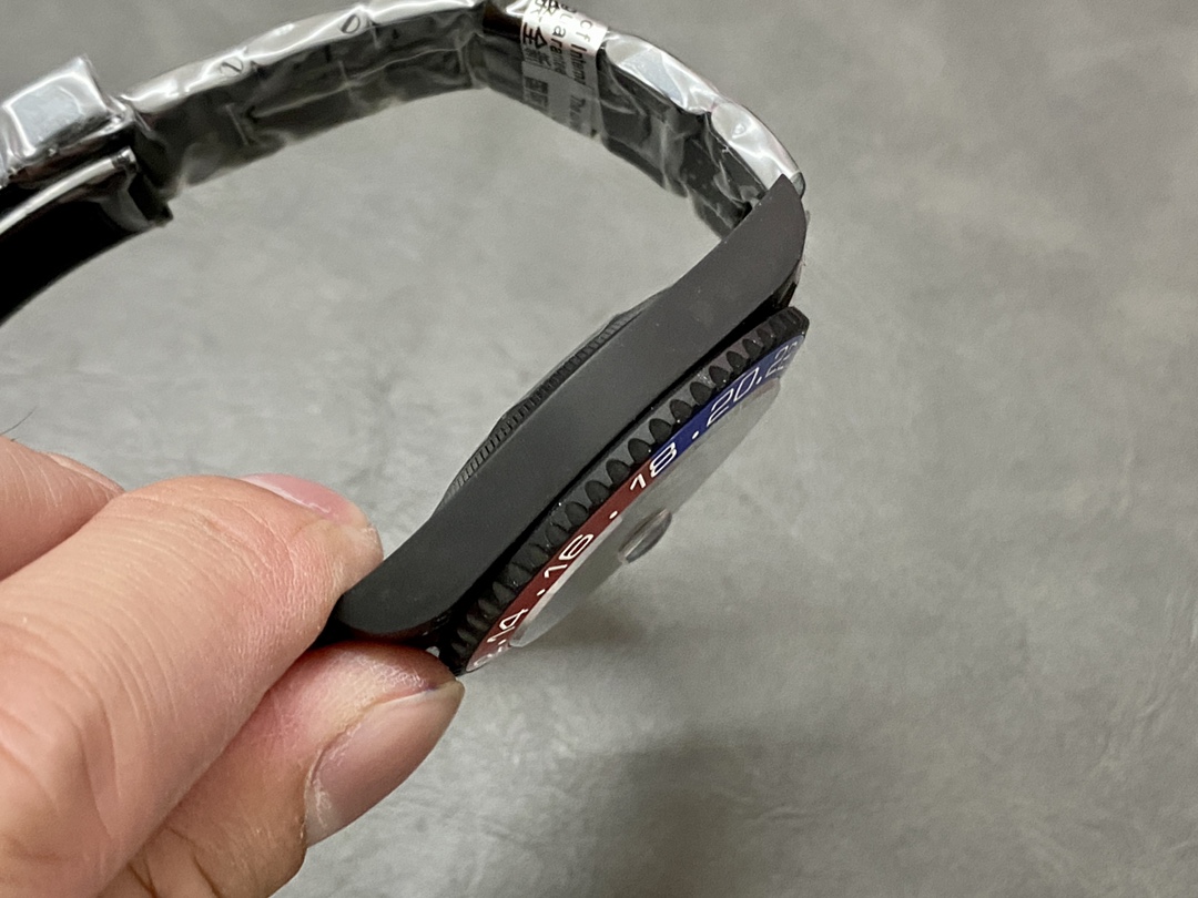 Rolex GMT Master II 40mm Pepsi 126710blro 0002 Black Dial