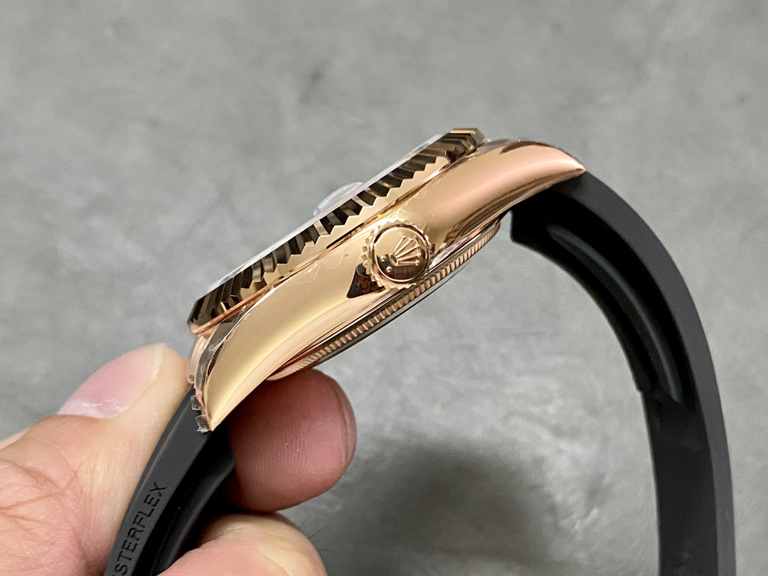 Rolex Sky Dweller m336235 0002 42mm