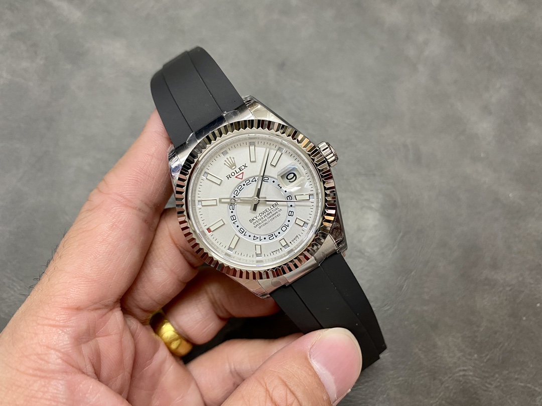 Rolex Sky Dweller 42 White Gold White Dial Oysterflex M336239 0003