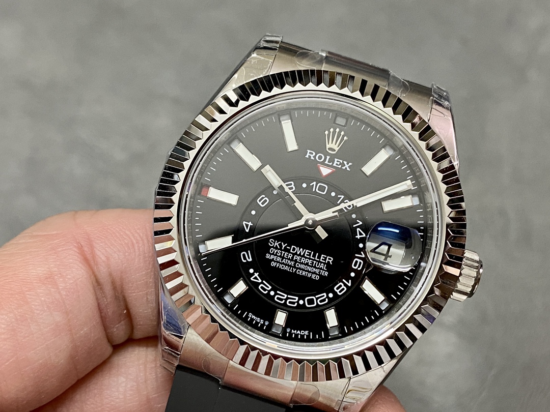 Rolex Sky Dweller 42 White Gold Black Dial M336239 0002 Men's Watch