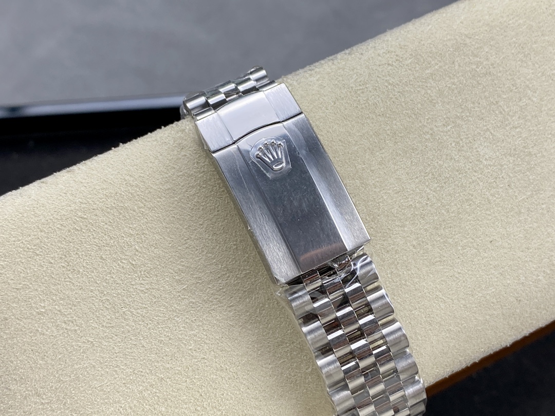 Rolex Datejust 41 Blue Fluted Dial Stainless Steel Jubilee Bracelet 126300 0002