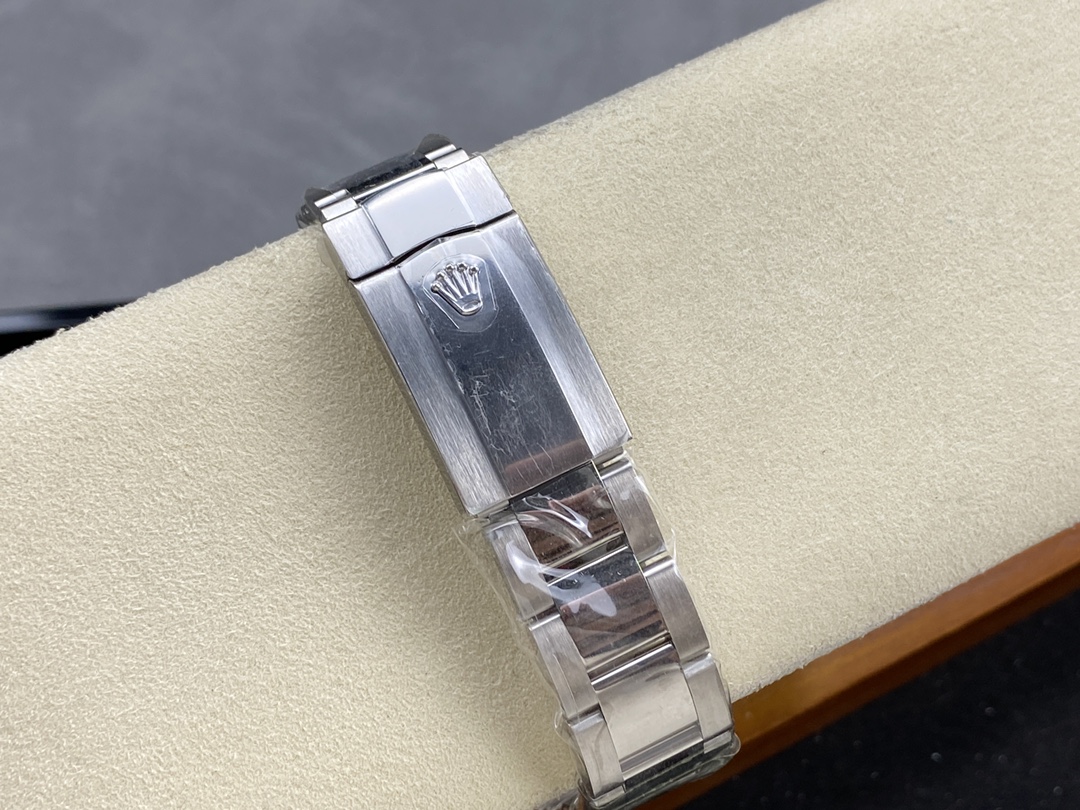 Rolex Datejust 41mm Black Index Oyster Stainless Steel 126300 0011 Men's Watch