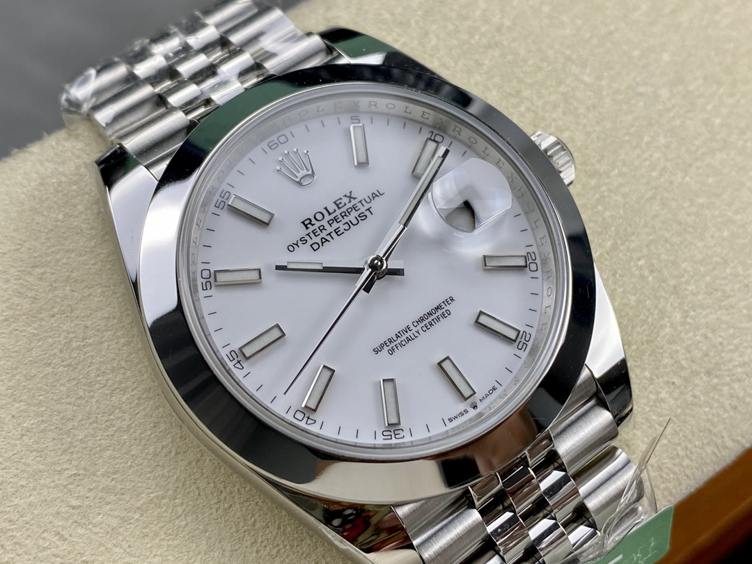 Rolex Datejust 41mm Stainless Steel 126300 0006 White Index Jubilee