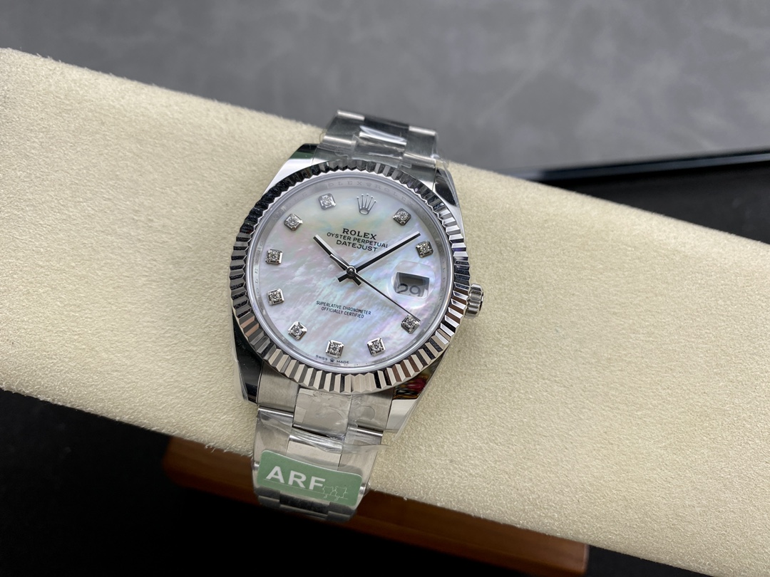 Rolex Datejust 126334 Fluted Bezel White MOP Dial 41MM Mens Replica Watch