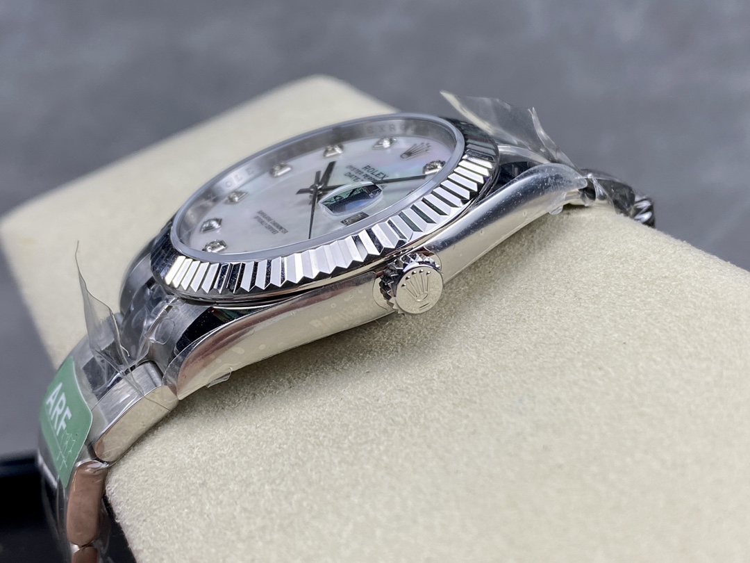 Rolex Datejust 126334 Fluted Bezel White MOP Dial 41MM Mens Replica Watch