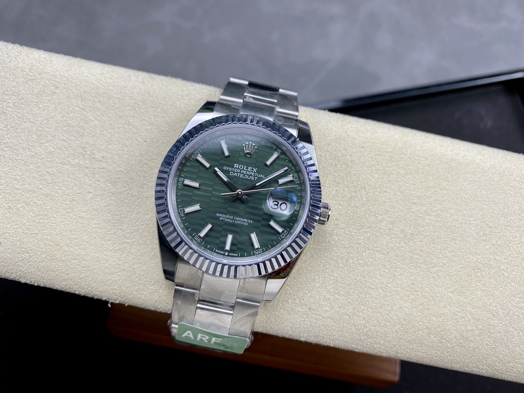 Rolex Datejust 126334 0029 Fluted Bezel Green Motif Dial 41MM Mens Replica Watch