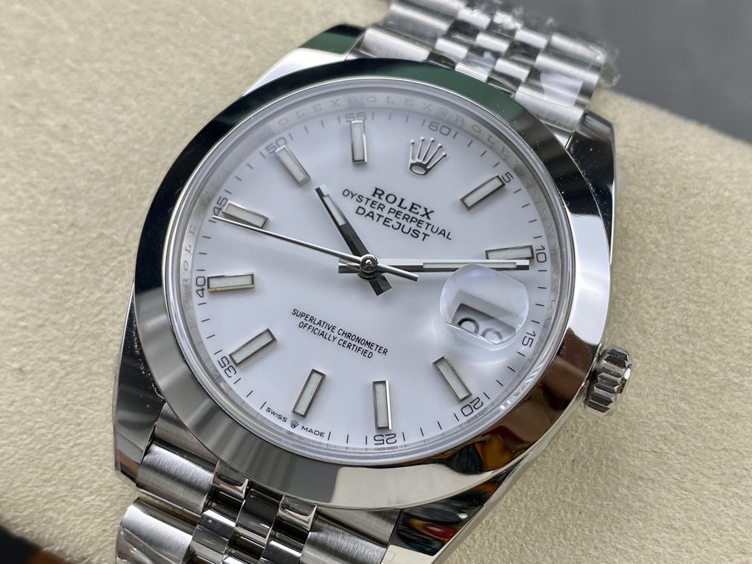 Rolex Datejust 41mm Stainless Steel 126300 0006 White Index Jubilee