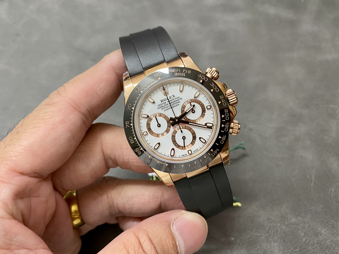 Rolex Cosmograph Daytona 116515LN Everose Gold Ivory Dial 40mm Mens Replica Watch