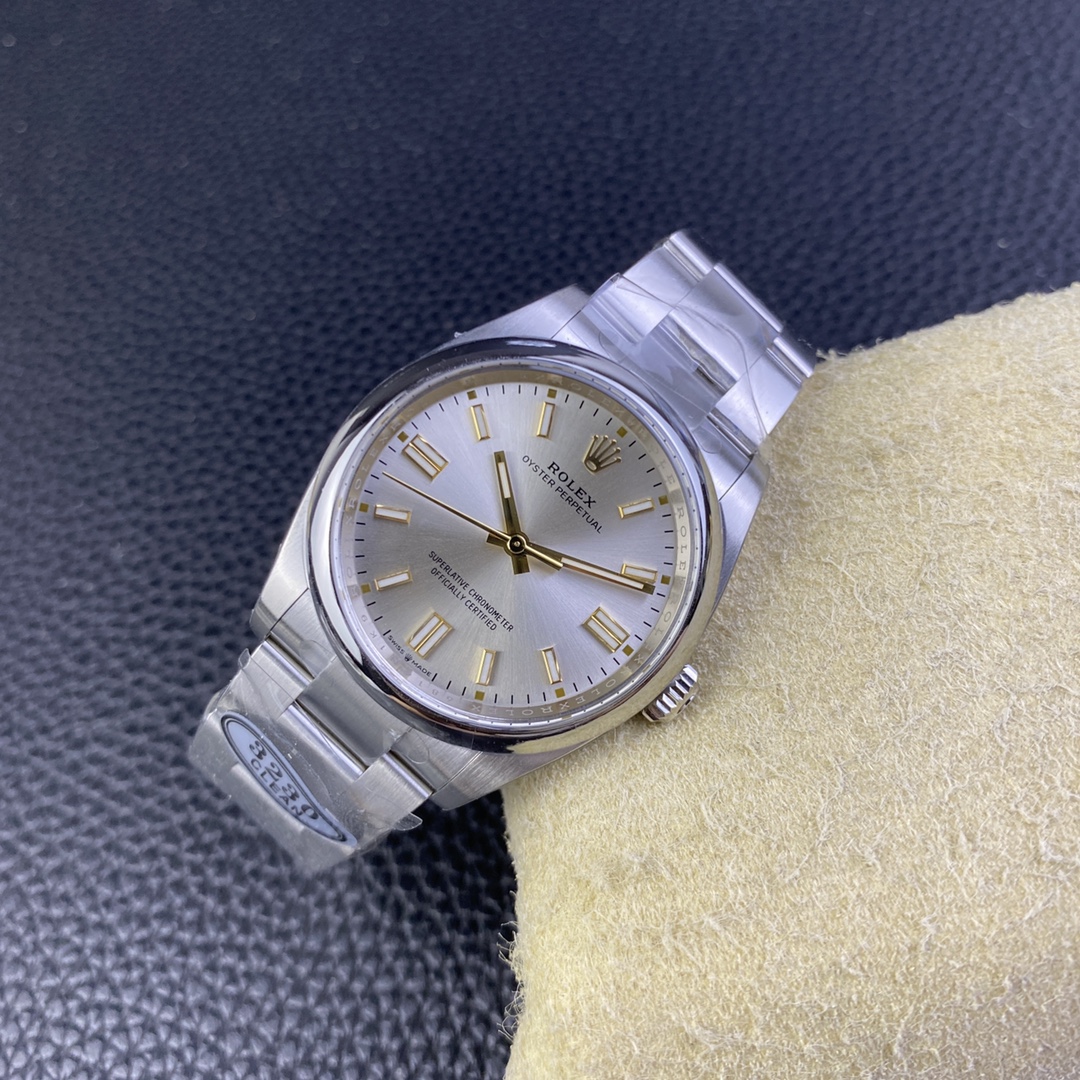 Rolex Oyster Perpetual 41 Silver Dial Steel M124300 0001 Men's Watch