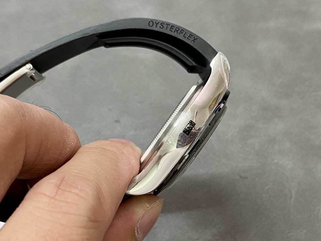 Rolex Cosmograph Daytona 116519 Mother of Pearl Dial 40mm Mens Replica Watch