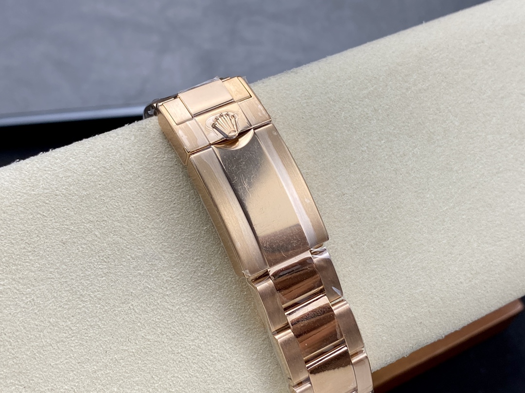 Rolex Daytona m116505 Everose Gold Sundust Pink Dial 40MM Mens Replica Watch