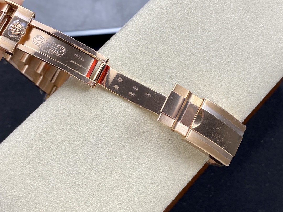 Rolex Daytona m116505 Everose Gold Sundust Pink Dial 40MM Mens Replica Watch