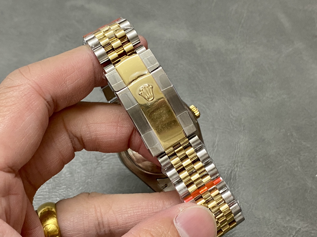 Rolex Datejust 36 Golden Palm Motif 126283RBR 0023 Dial Jubilee Bracelet Watch