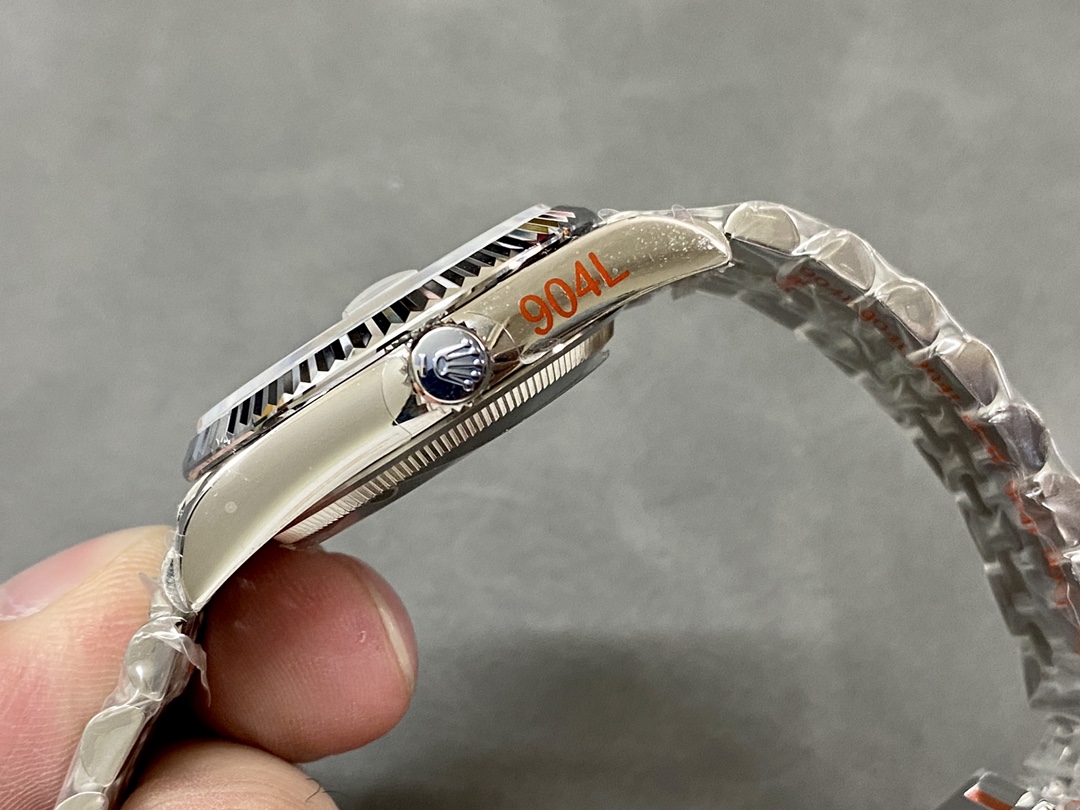 Rolex Datejust 126234 0029 Silver Diamond Roman Dial 36MM Women's Watch