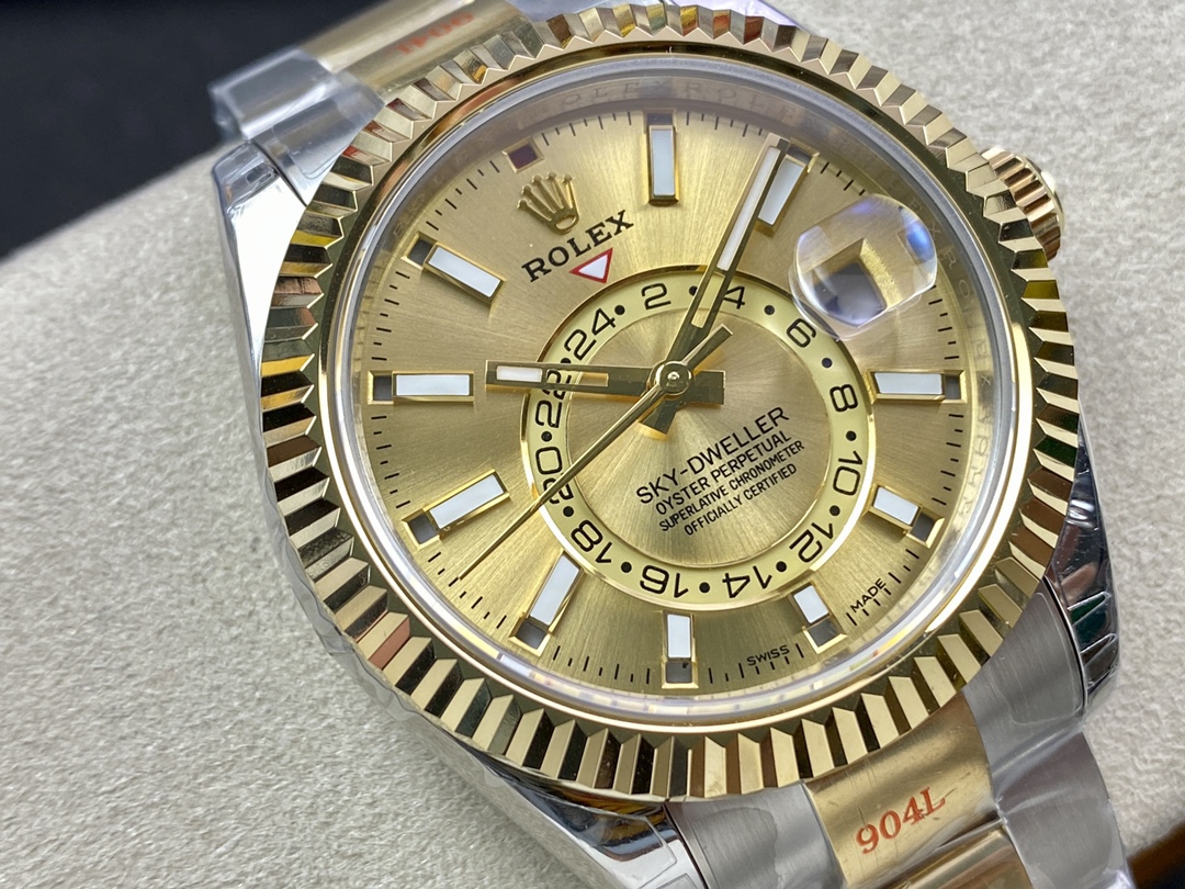 Rolex Sky Dweller Champagne Dial Yellow Gold 336933 0001 42mm