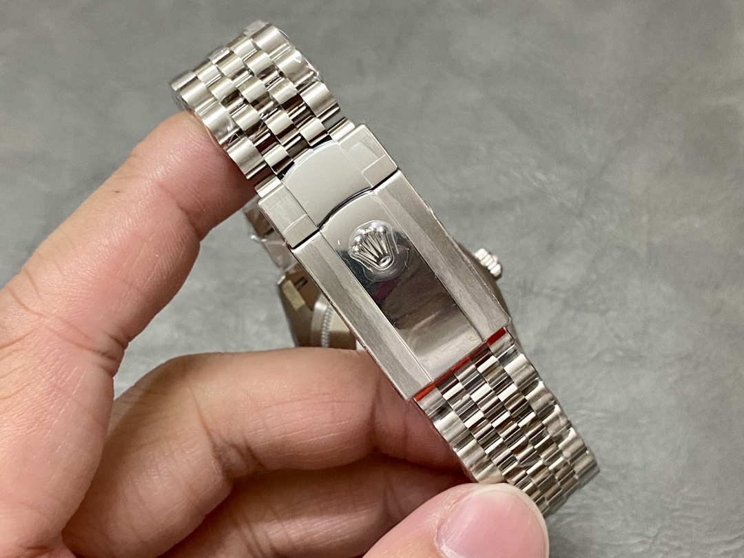 Rolex Datejust 36mm Fluted Bezel Green Palm Index Dial Jubilee 126234 0047