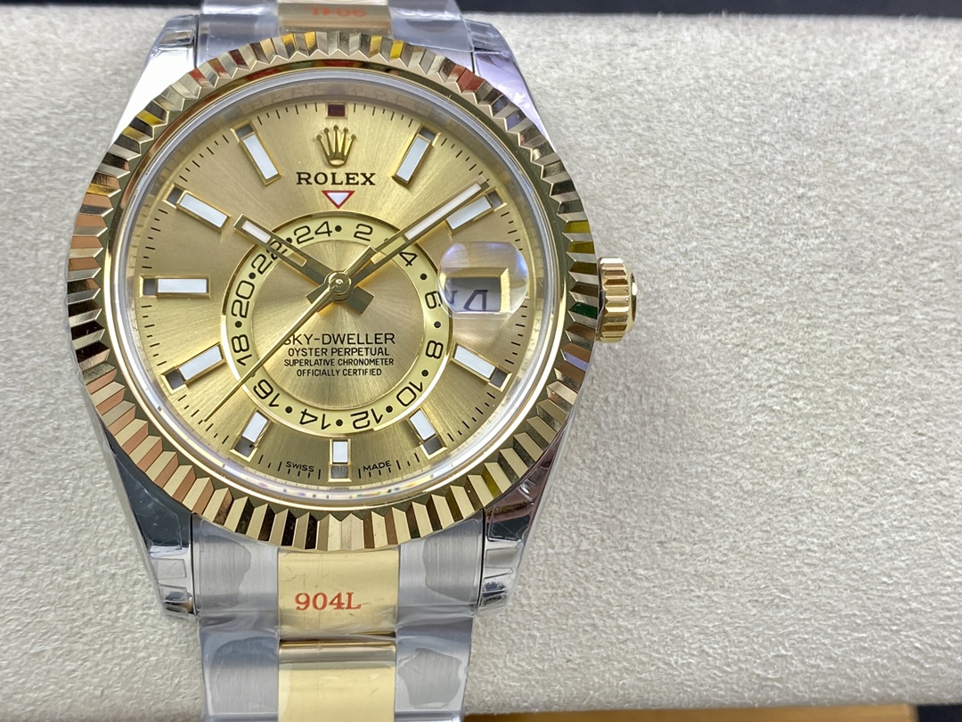 Rolex Sky Dweller Champagne Dial Yellow Gold 336933 0001 42mm