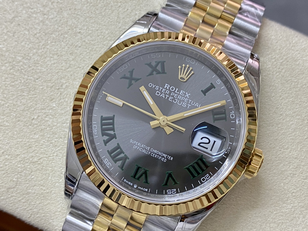 Rolex Datejust Two-Tone Steel Yellow Gold Fluted Bezel m126233 0035 36mm Unisex Replica Watch