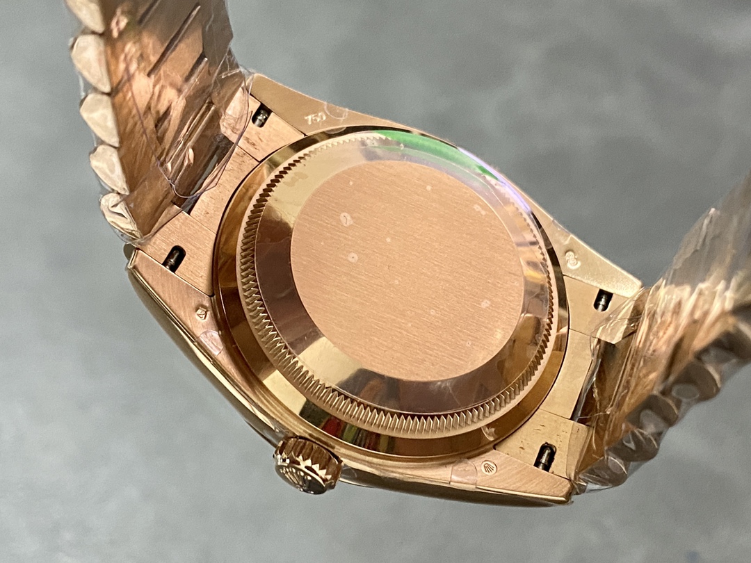 Rolex Day-Date m128235 0009 Everose Gold Pink Rose Dial 36MM Unisex Replica Watch