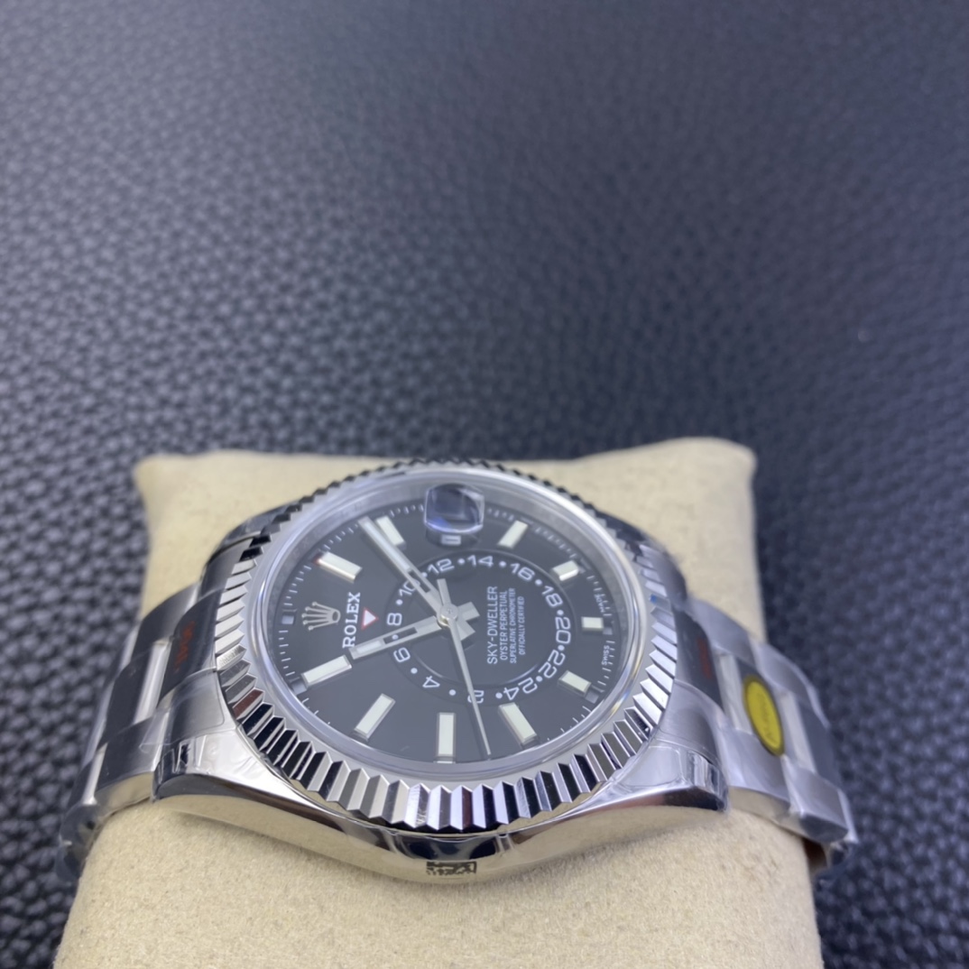 Rolex Sky Dweller 42 White Rolesor Black Dial Oyster M336934 0007 Men's Watch