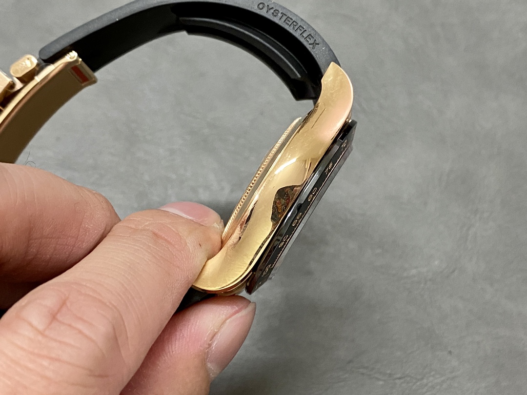 Rolex Cosmograph Daytona Rose Gold Case Black Dial 116515ln 0057