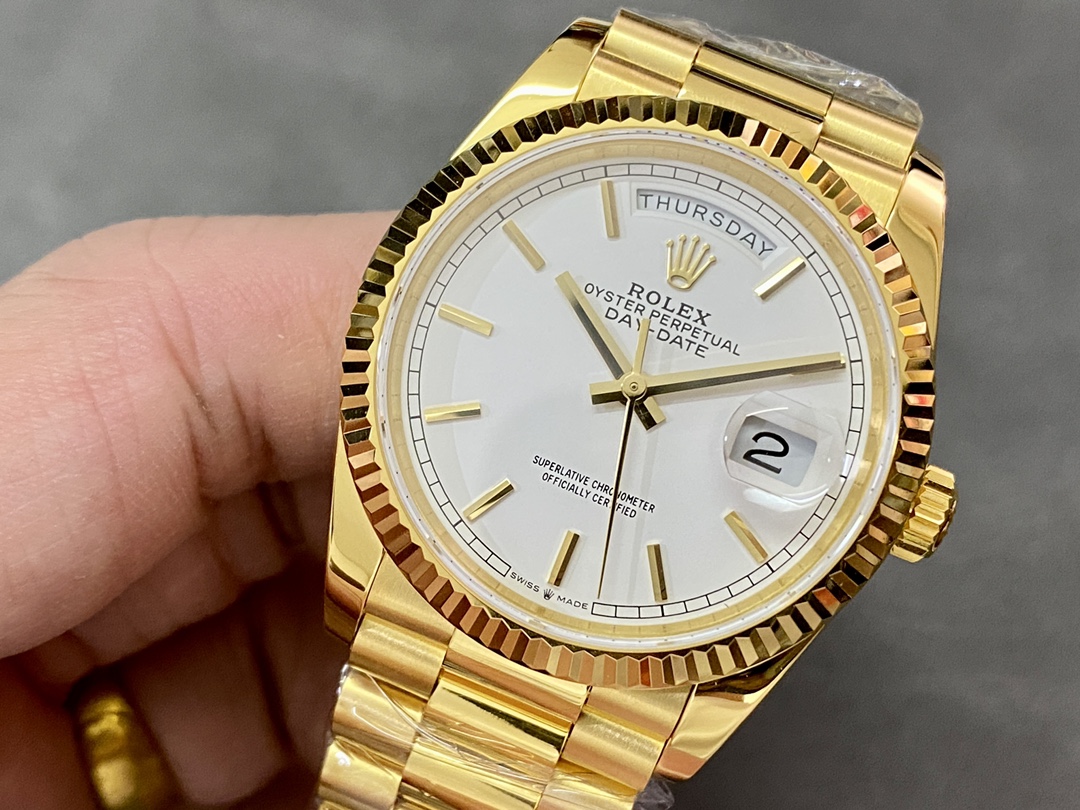 Rolex Day-Date 36MM 128238 0081 Fluted Bezel White Index Dial Unisex Replica Watch