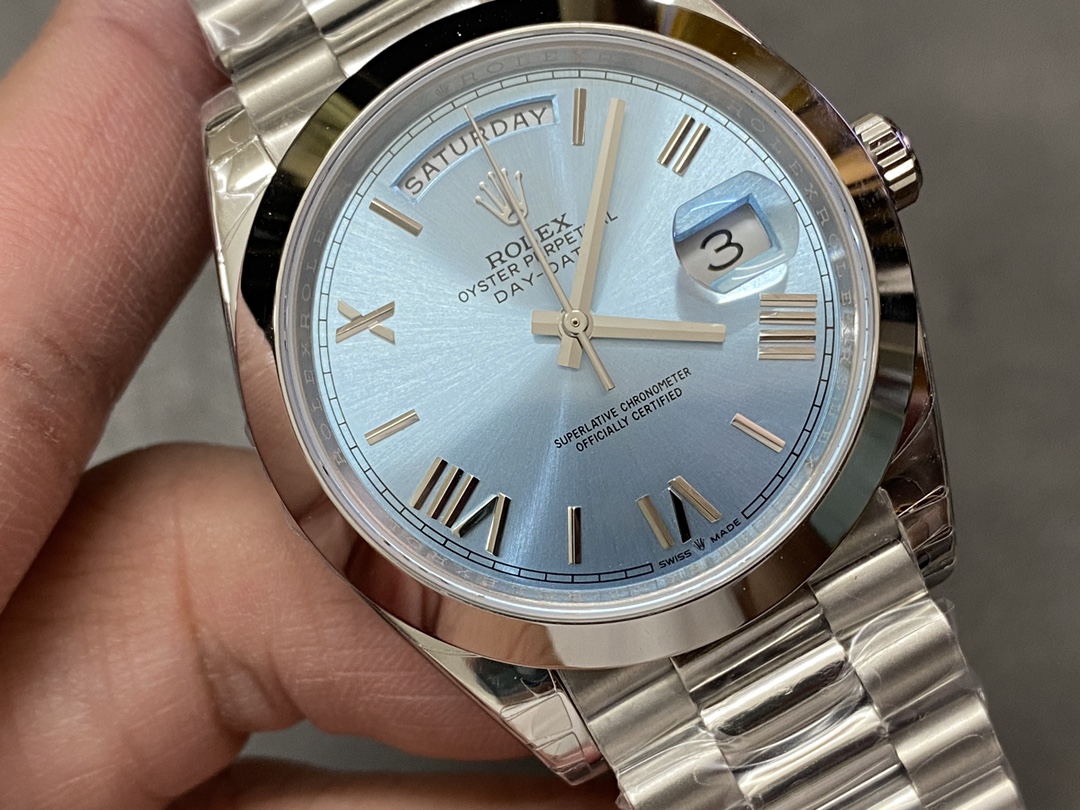 Rolex Day-Date 228206 Ice Blue Quadrant Dial Platinum 40MM Mens Replica Watch