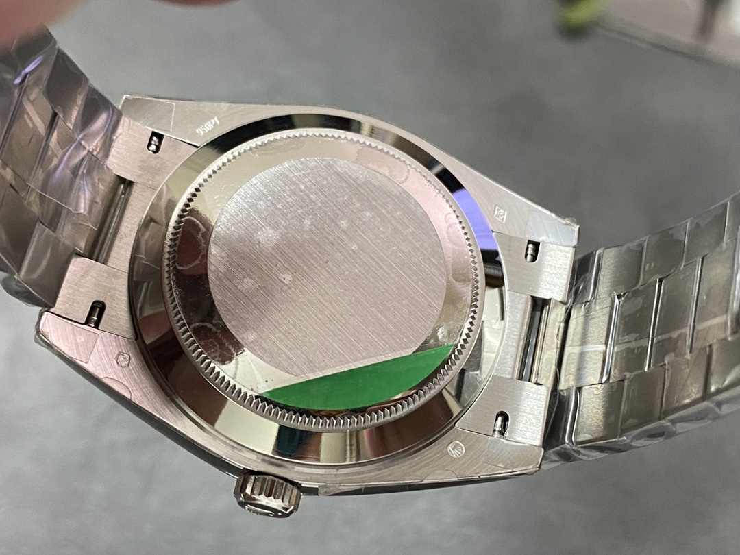 Rolex Day-Date 228206 Ice Blue Quadrant Dial Platinum 40MM Mens Replica Watch