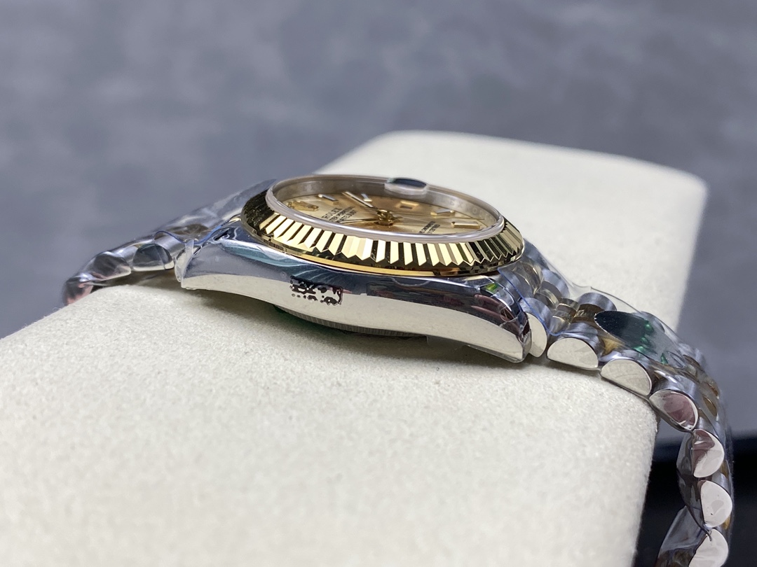 Rolex Datejust 36MM 126233 0015 Champagne Index Dial Fluted Bezel Unisex Replica Watch