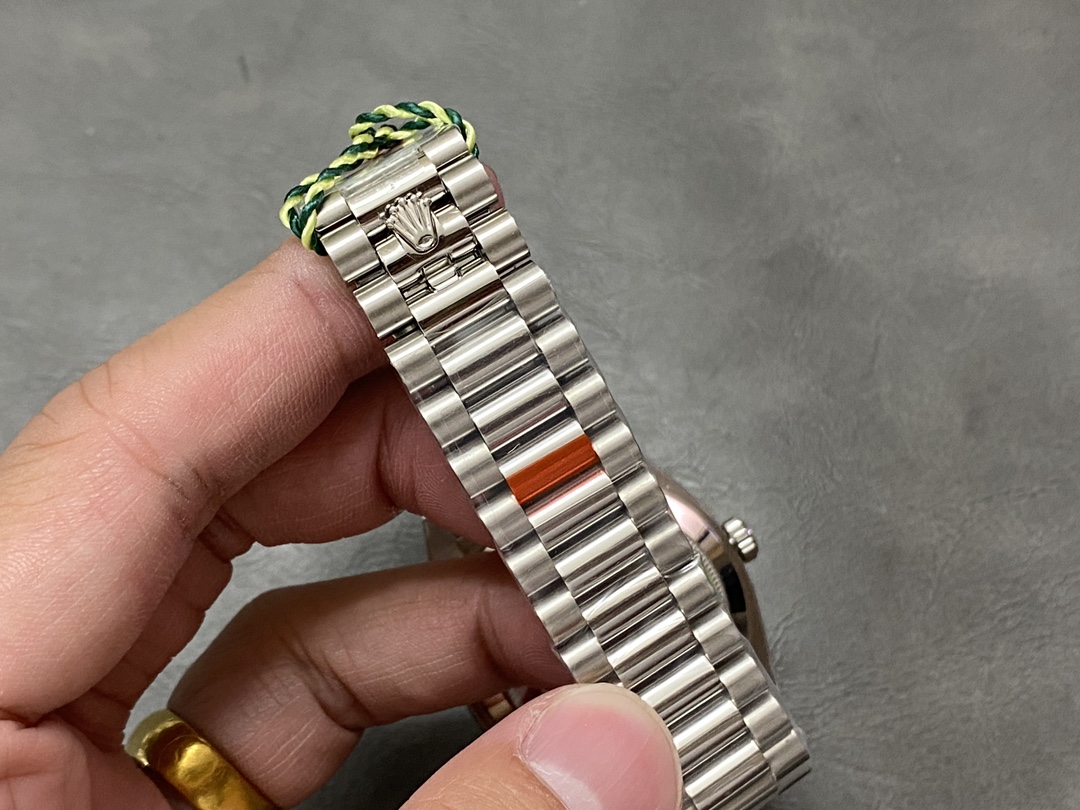 Rolex Day-Date 228206 Ice Blue Quadrant Dial Platinum 40MM Mens Replica Watch