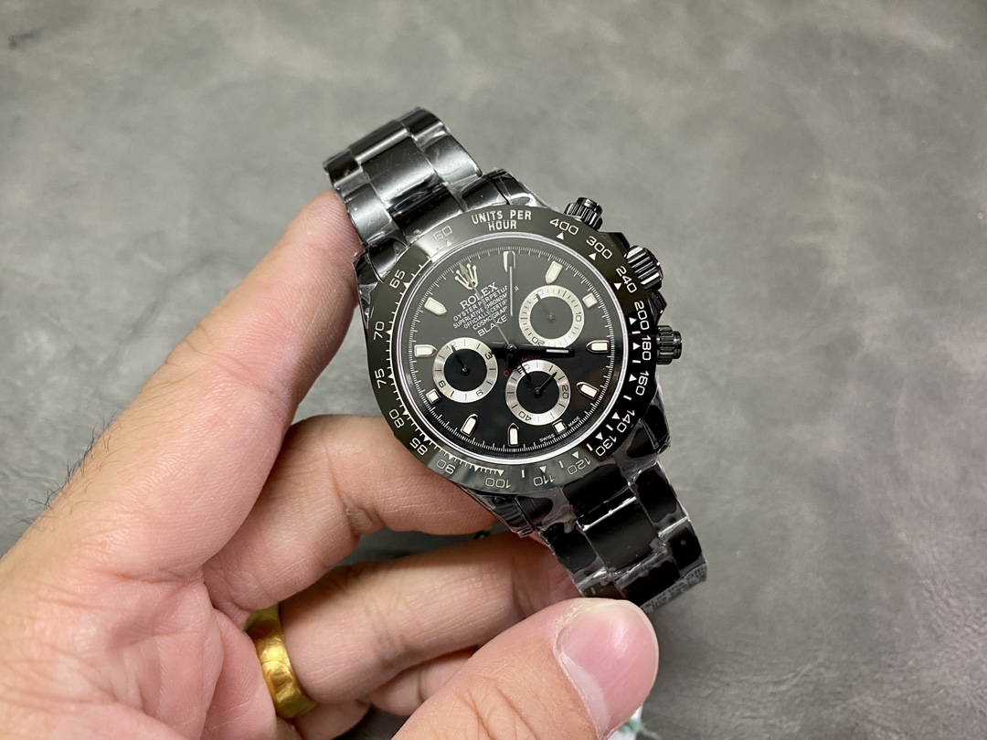Rolex Cosmograph Daytona 116500LN Carbon Black Coated Limited Edition Watch