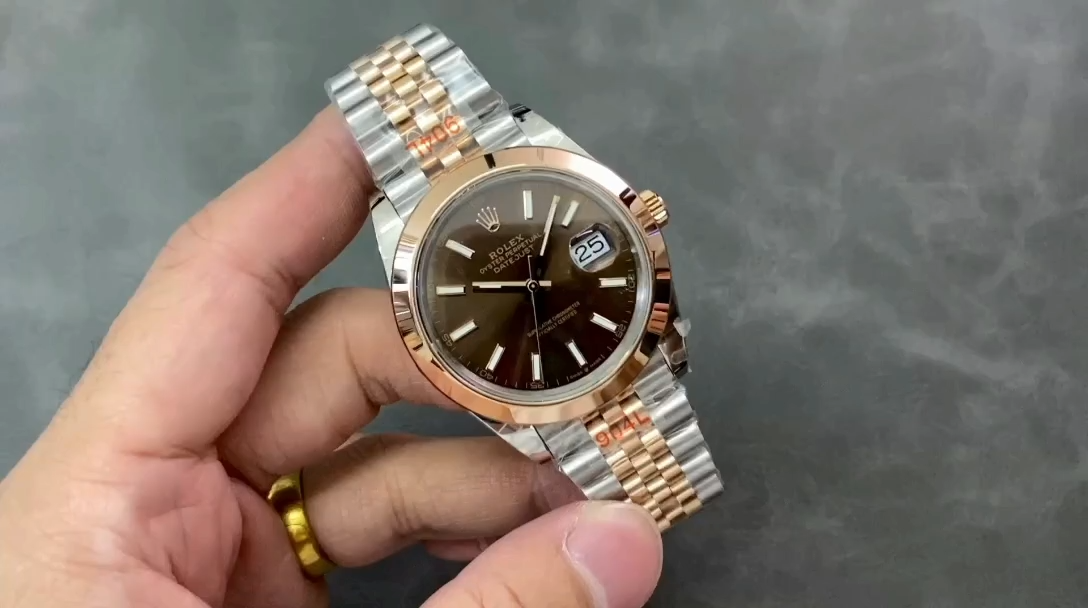 Rolex Datejust 126301 Rose Gold Chocolate Brown Index Dial 41MM Mens Replica Watch